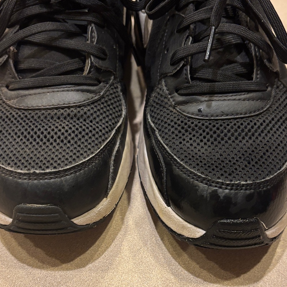 Nike Air Max Men's Black and White Sneakers - Picture 5 of 5